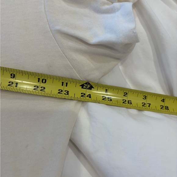 The Great Hi low Tee - Picture 5 of 8